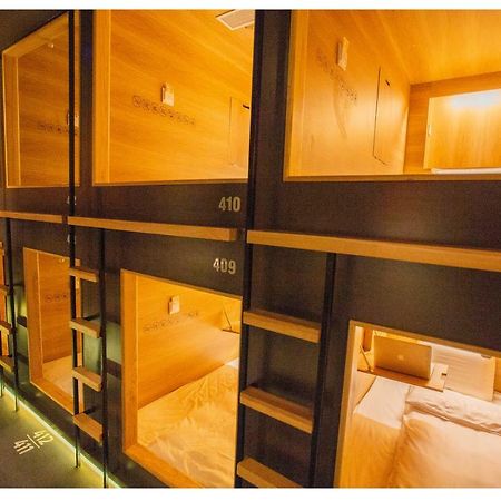 Khan Hoang Capsule Hotel (Adults Only) Hanói Exterior foto