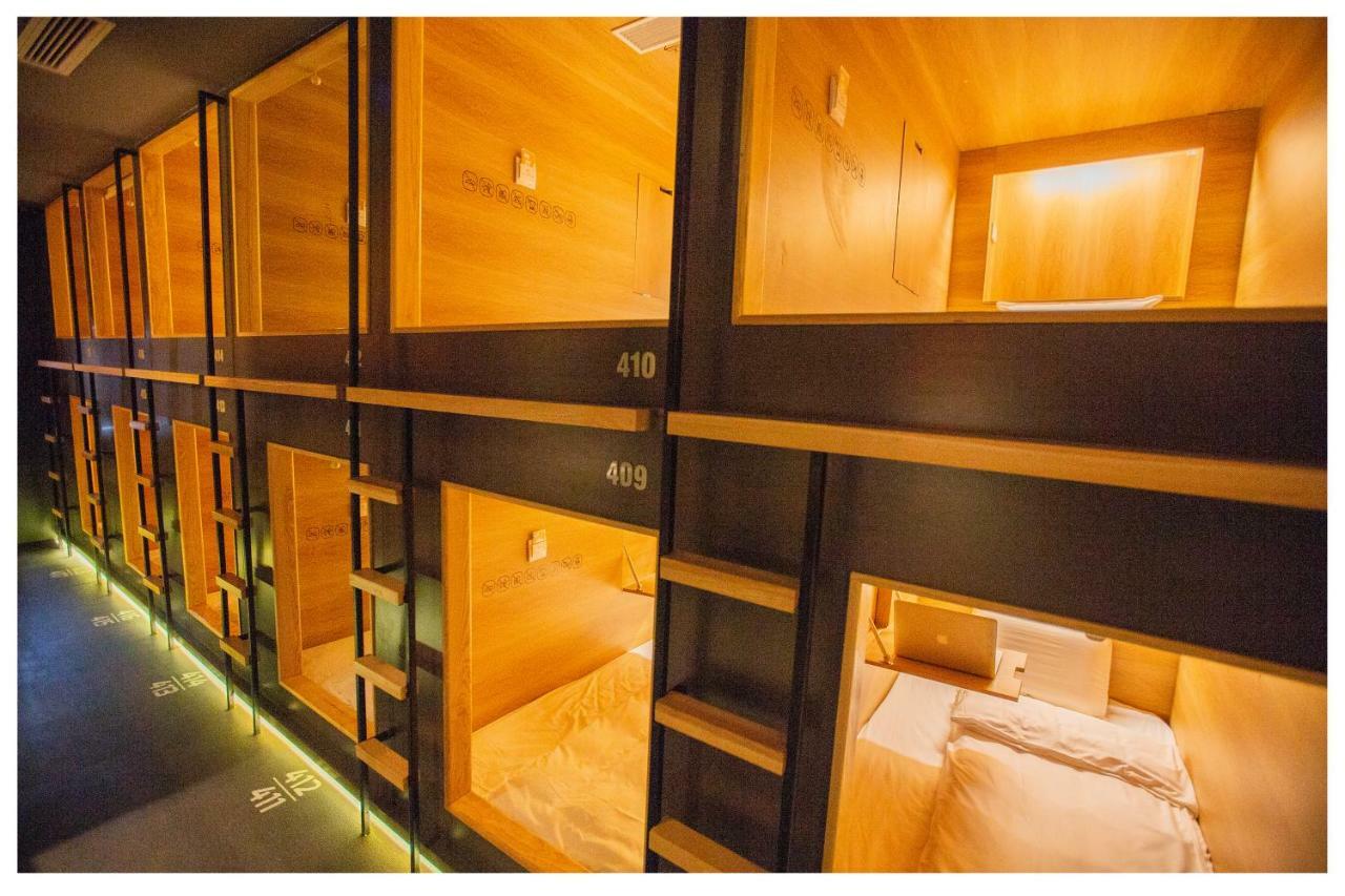 Khan Hoang Capsule Hotel (Adults Only) Hanói Exterior foto